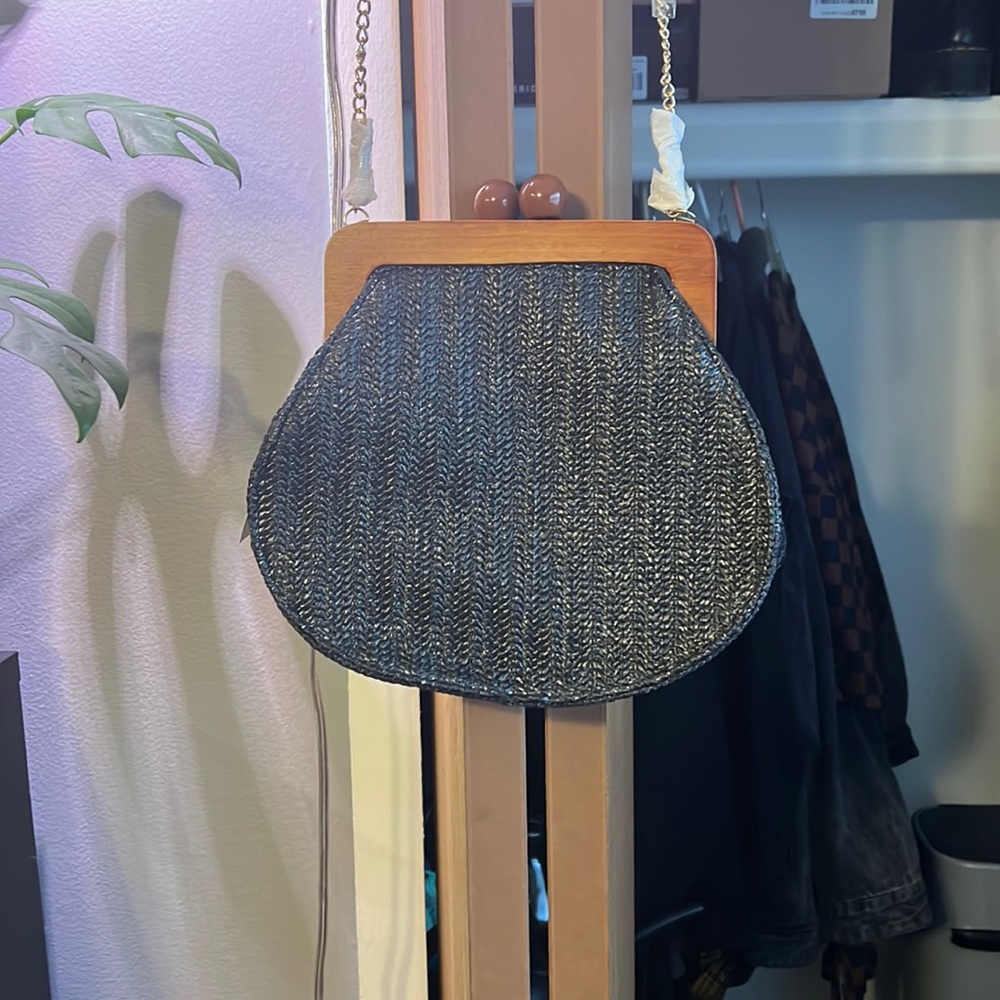Vintage Woven Straw Clasp Crossbody